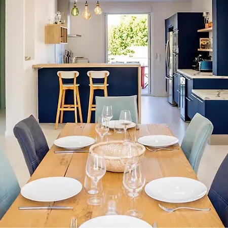 Charmante Maison Proche Holiday home